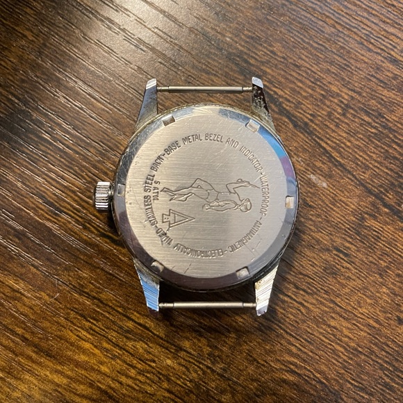 Vintage Endura Dive Watch - Picture 3 of 5